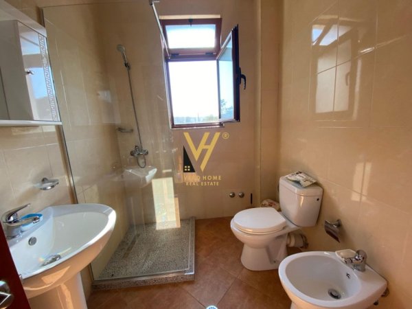 Tirane, jepet me qera apartament 2+1+Ballkon Kati 2, 97 m² 650 € (SHKOZE)