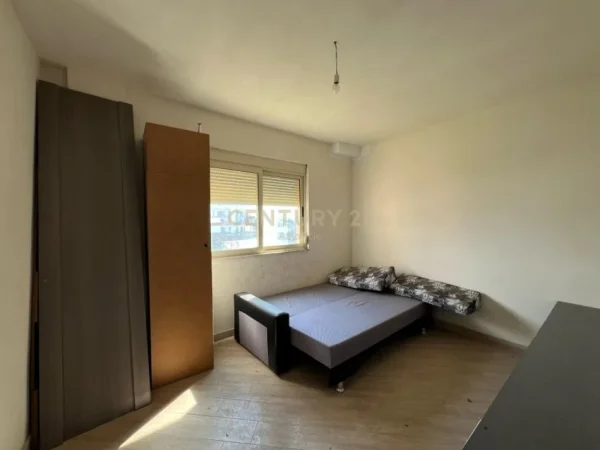 Durres, shitet apartament 2+1+Ballkon Kati 3, 80 m² 68.000 € 