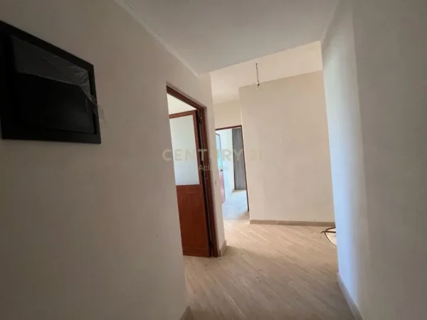 Durres, shitet apartament 2+1+Ballkon Kati 3, 80 m² 68.000 € 