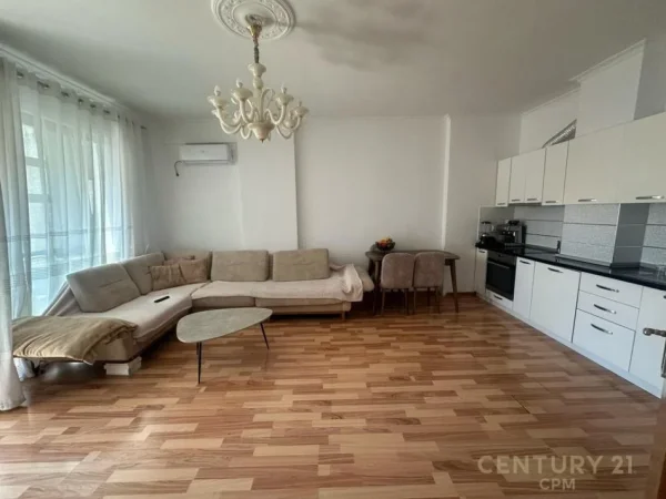 Tirane, jepet me qera apartament 2+1 , 90 m² (rruga teodor keko)