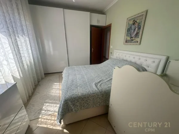 Tirane, jepet me qera apartament 2+1 , 90 m² (rruga teodor keko)