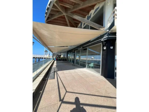 Durres, shitet bar-kafe Kati 0, 400 m² 750.000 € (Shitet, Lounge-Bar, Vollga, Durrës 750,000 €)