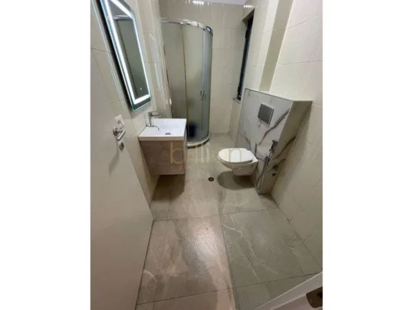Tirane, shitet apartament 1+1 Kati 4, 61 m² 135.000 € (Rruga Naim Frasheri, Tiranë)