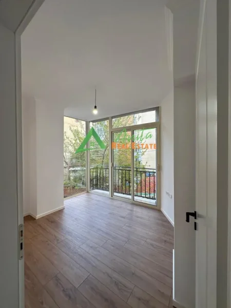 Tirane, shitet apartament 1+1 Kati 2, 43 m² 120.000 € (Rruga Haxhi Hysen Dalliu)