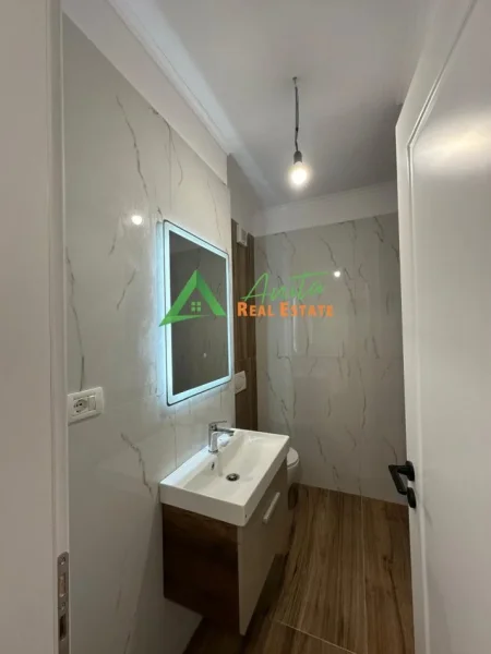 Tirane, shitet apartament 1+1 Kati 2, 43 m² 120.000 € (Rruga Haxhi Hysen Dalliu)