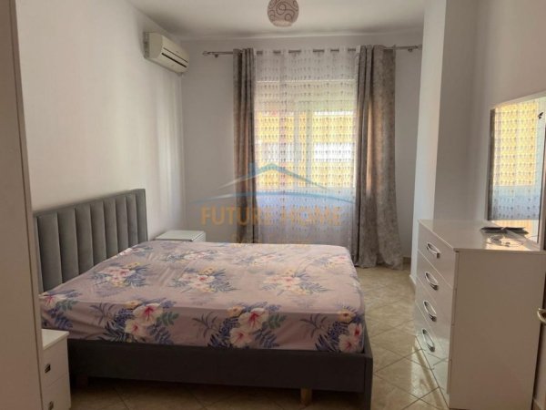 Tirane, jepet me qera apartament 2+1+Ballkon Kati 4, 105 m² 430 € (Astir)