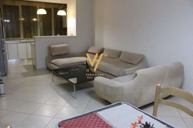 Tirane, jepet me qera apartament 2+1+Ballkon Kati 4, 95 m² 700 € (SHESHI WILLSON)