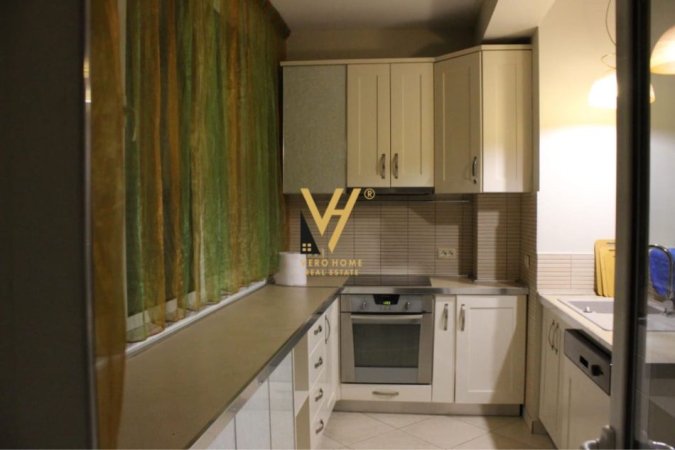 Tirane, jepet me qera apartament 2+1+Ballkon Kati 4, 95 m² 700 € (SHESHI WILLSON)