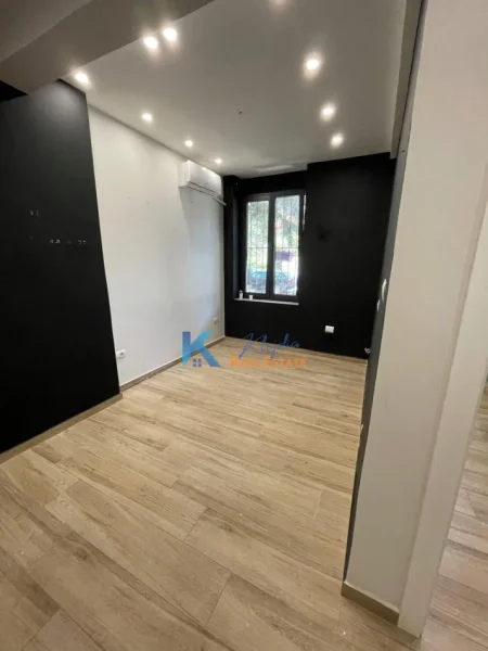 Tirane, jap me qera zyre Kati 1, 50 m² 70.000 Leke (Stadiumi Dinamo)