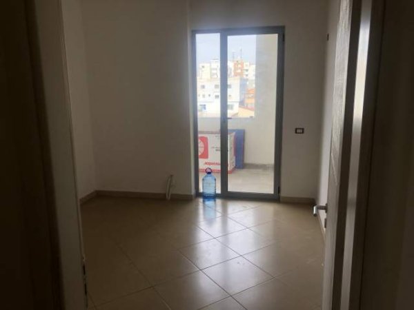 Tirane, shitet apartament Kati 3, 870.000 Euro
