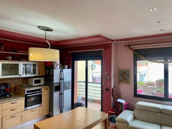 Tirane, shitet apartament 2+1+BLK Kati 7, 105 m² 209.000 Euro (QENDER -SHESHI SKENDERBE)