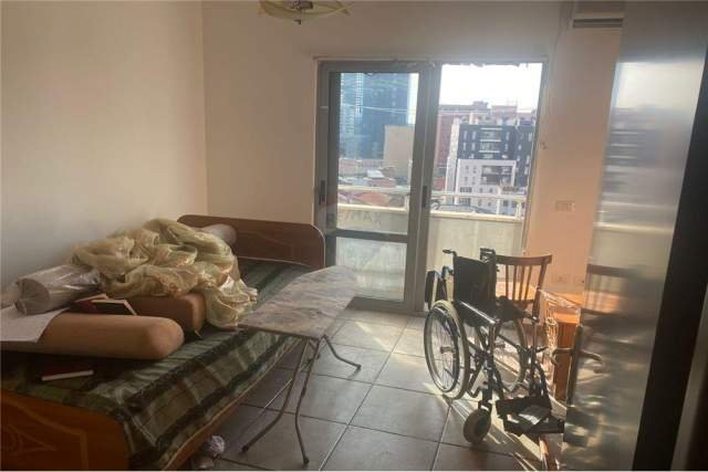 Tirane, shitet apartament 1+1+BLK Kati 8, 77 m² 127.000 Euro (Rruga e Dibres)