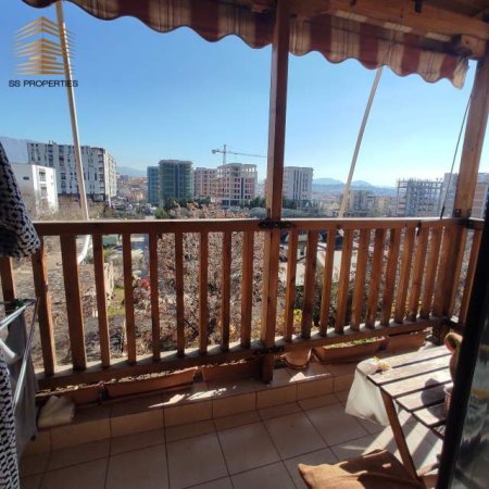 Tirane, Shitet Apartament 3+1 Kati 6, 115 m² 110.000 Euro (Porcelan)