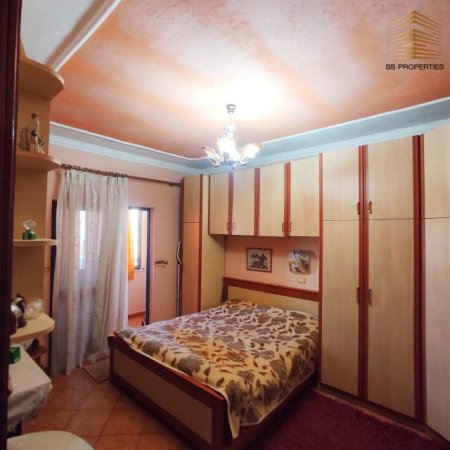 Tirane, Shitet Apartament 3+1 Kati 6, 115 m² 110.000 Euro (Porcelan)