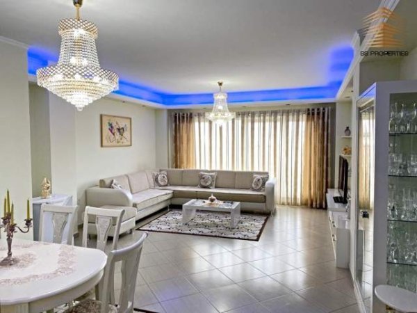 Tirane, shitet apartament 4+1 Kati 5, 187 m² 295.000 Euro (Fadil Rada)