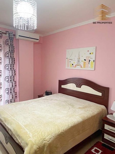 Tirane, shitet apartament 4+1 Kati 5, 187 m² 295.000 Euro (Fadil Rada)