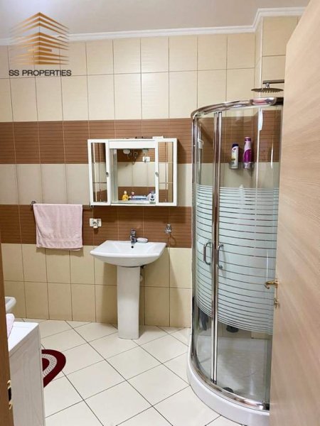 Tirane, shitet apartament 4+1 Kati 5, 187 m² 295.000 Euro (Fadil Rada)