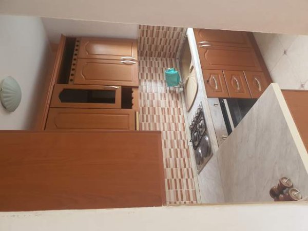 Tirane, jepet me qera garsonier Kati 1, 38 m² 180 Leke (Bajo topulli)