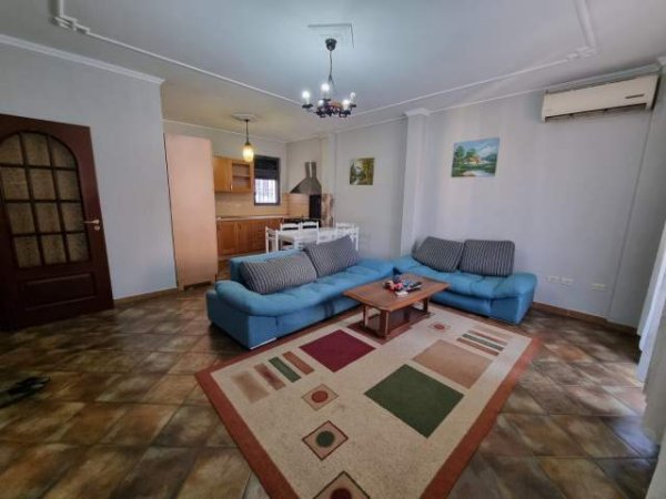 Tirane, jepet me qera apartament 2+1+A+BLK Kati 3, 110 m² 400  (Rruga Ali Demi)