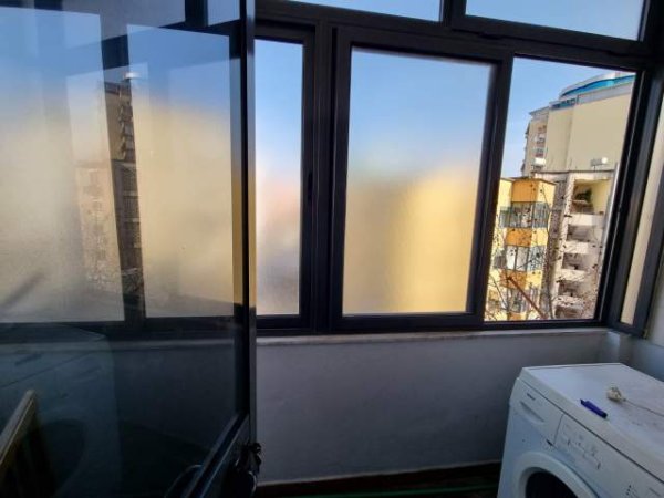 Tirane, jepet me qera apartament 2+1+A+BLK Kati 3, 110 m² 400  (Rruga Ali Demi)