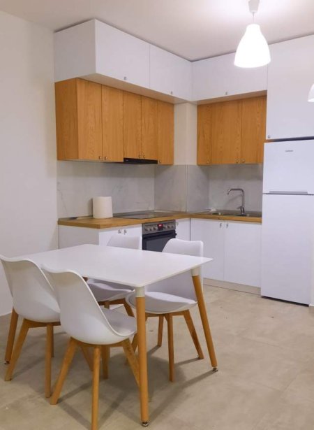 Tirane, jap me qera apartament 1+1+BLK Kati 6, 64 m² 400 Euro (Kongresi I Manastirit)