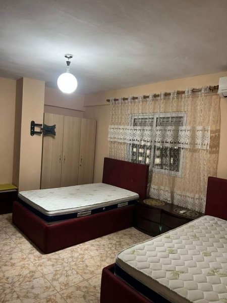 Tirane, jepet me qera apartament 2+1+BLK Kati 6, 120 m² 400 Euro (Prane Shkolles Ahmet Gashi)
