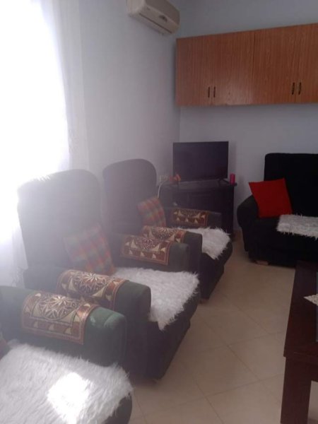 Tirane, jepet me qera Vile 2+1 Kati 1, 96 m² 45.000 Leke (Rruga Sotir  Kolea)