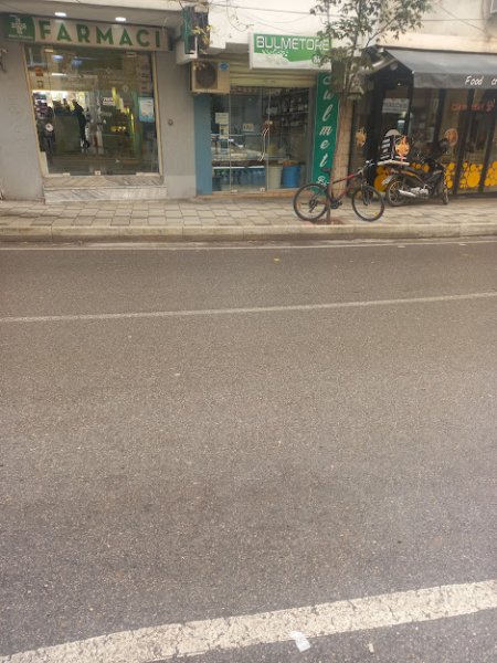 Tirane, shes Apartament+Dyqan 2+1+A+BLK Kati 1, 106 m² 2.500 Euro/m2 (rruga qamil guranjaku)