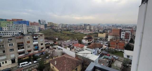Tirane, jepet me qera apartament 2+1+BLK Kati 3, 98 m² 450 Euro (Rruga Ali Demi)