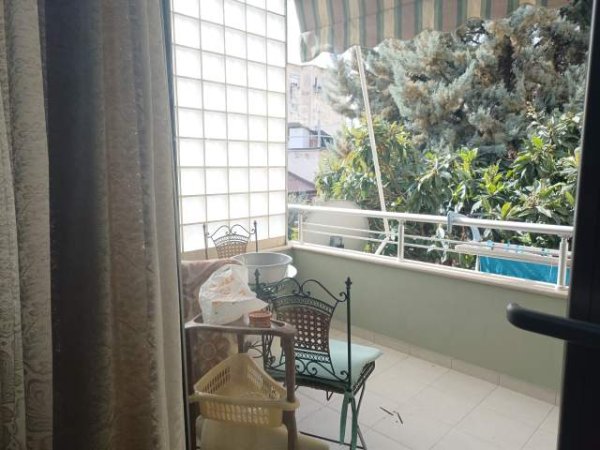 Tirane, jepet me qera apartament 2+1+A+BLK Kati 2, 750 Euro (BULEVARDI ZOGU I 1)