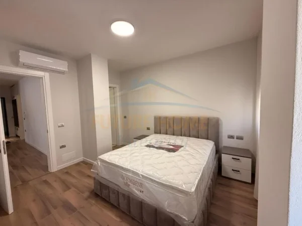Tirane, jepet me qera apartament 2+1 Kati 2, 89 m² 1.100 € (Rruga Elbasanit)