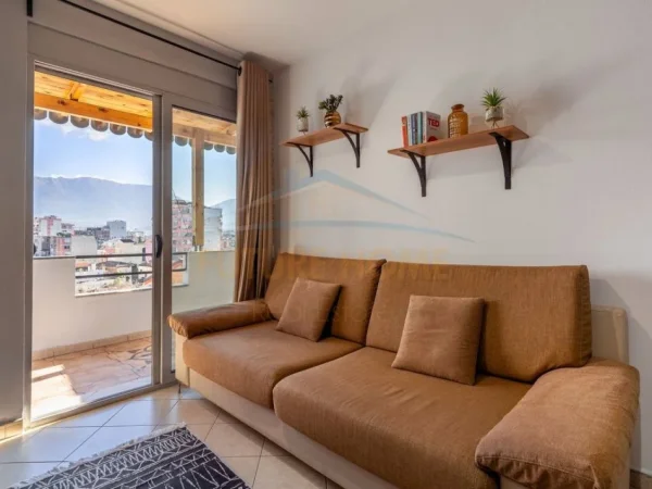 Tirane, shitet apartament 1+1 Kati 5, 59 m² 132.000 € (Pazari i Ri)