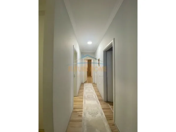 Tirane, shitet apartament 3+1+Ballkon Kati 6, 147 m² 260.000 € (GREEN CITY, UNAZA E RE)