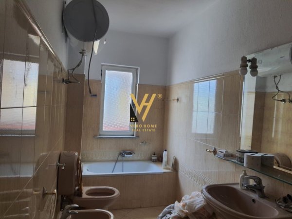 Tirane, jepet me qera apartament 3+1+Ballkon Kati 11, 250 m² 1.500 € (stadiumi dinamo)