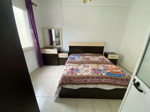 Durres, jepet me qera apartament 1+1 Kati 6, 48 m² 300 € (Shembi Kavajes, Durrës)