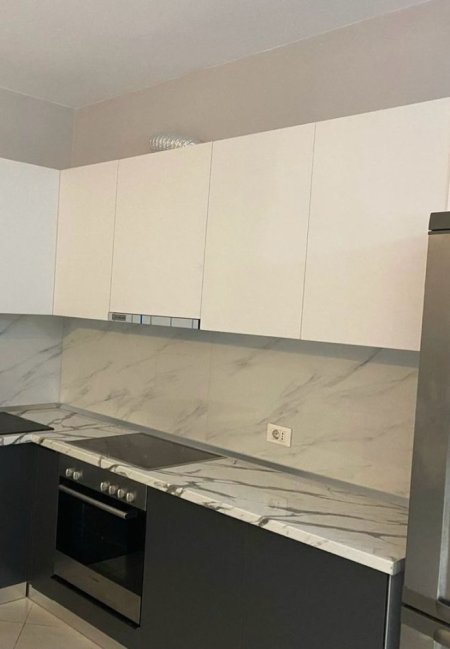 Tirane, jepet me qera apartament 1+1+Aneks+Ballkon Kati 2, 70 m² 600 € (kompleksi delijorgji)