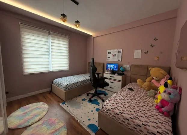 Tirane, shitet apartament 3+1+Aneks+Ballkon Kati 9, 122 m² 248.000 € (Rruga Sali Butka)