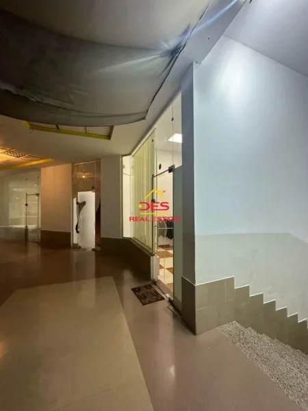 Vlore, shitet ambjent biznesi Kati 2, 60 m² (Rruga Sadik Zotaj)