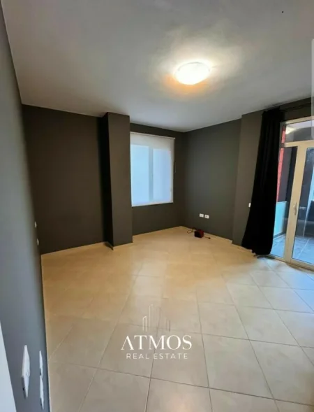 Tirane, jap me qera apartament Kati 3, 100 m² 850 € (Rruga George W Bush)