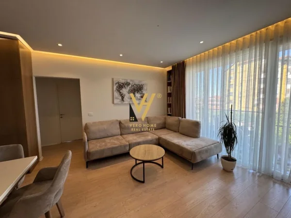 Tirane, shitet apartament 2+1+Ballkon Kati 2, 112 m² 260.000 € (FIORI DI BOSCO)