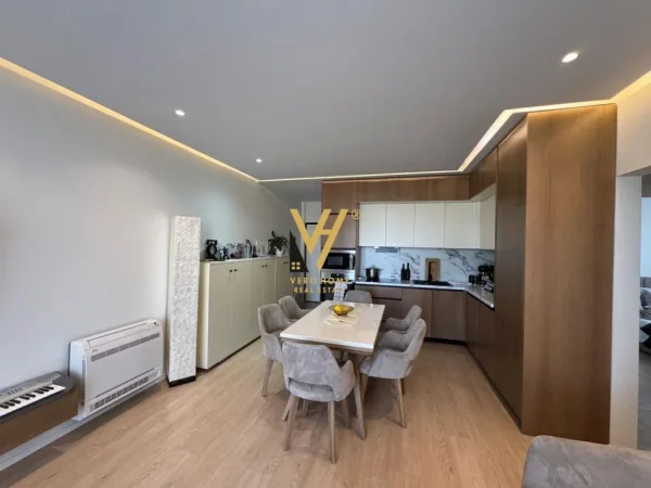 Tirane, shitet apartament 2+1+Ballkon Kati 2, 112 m² 260.000 € (FIORI DI BOSCO)