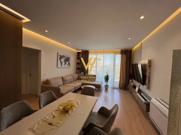 Tirane, shitet apartament 2+1+Ballkon Kati 2, 112 m² 260.000 € (FIORI DI BOSCO)