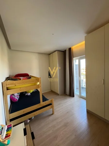 Tirane, shitet apartament 2+1+Ballkon Kati 2, 112 m² 260.000 € (FIORI DI BOSCO)