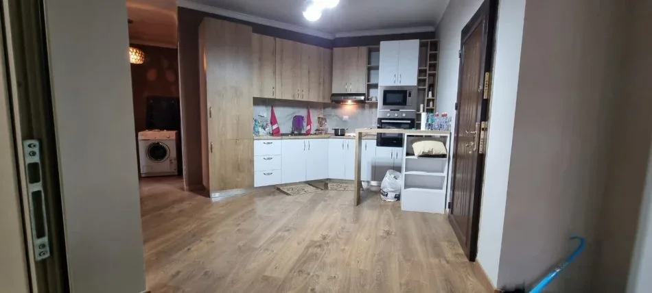 Tirane, Jepet me qera apartament 2+1 ne Astir  Kati 4, 150 m² 500 € (Jepet me qera Super Apartamenti 2+1 ne Astir.)
