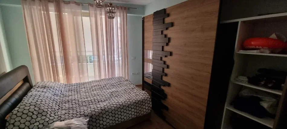 Tirane, Jepet me qera apartament 2+1 ne Astir  Kati 4, 150 m² 500 € (Jepet me qera Super Apartamenti 2+1 ne Astir.)