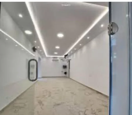 Tirane, jepet me qera dyqan Kati 0, 50 m² 1.000 € (21 DHJETORI)