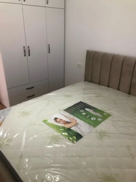 Tirane, jepet me qera apartament 1+1 Kati 8, 70 m² 350 € (Jepet me Qera Super Apartament 1+1 tek Kaimi ne Ali Dem)