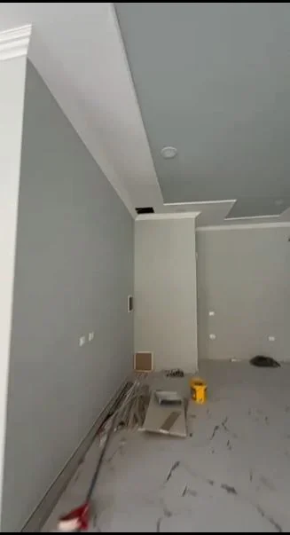 Tirane, jepet me qera dyqan Kati 0, 60 m² 1.500 € (Dyqan me qera, pranë kafe Flora. Në Qender të Tiranes në rrugën Mine Peza.)