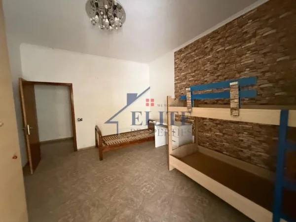 Tirane, shitet apartament 2+1+Aneks+Ballkon Kati 2, 240 m² 230.000 € (Ferluti, Laprake)