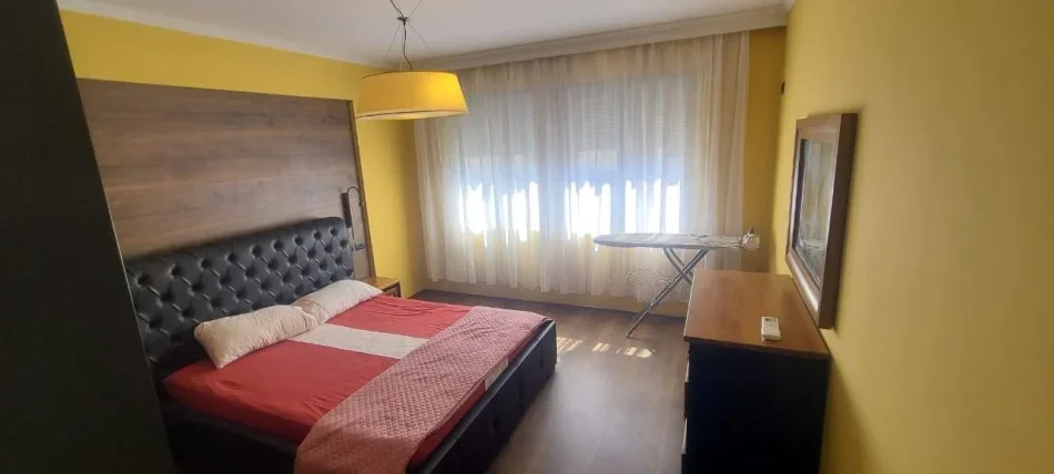 Tirane, jepet me qera apartament 2+1 Kati 6, 500 € (Astir bulevardi migjeni)